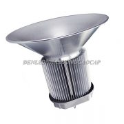 Bộ phận tản nhiệt bố trí dọc theo thân đèn