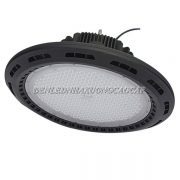 Đèn LED nhà xưởng BUFO1-240 có nhiều góc chiếu sáng tùy vào thấu kính